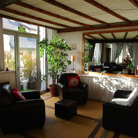 Hotel Les 4 Montagnes Villard-de-Lans Esterno foto