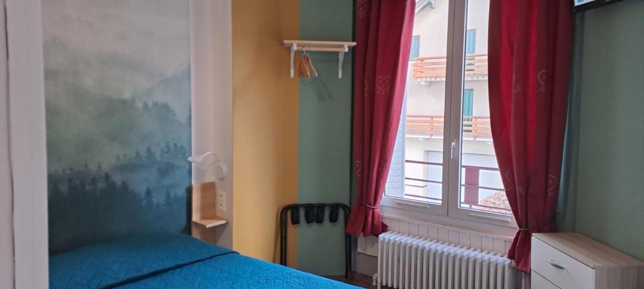 Hotel Les 4 Montagnes Villard-de-Lans Esterno foto