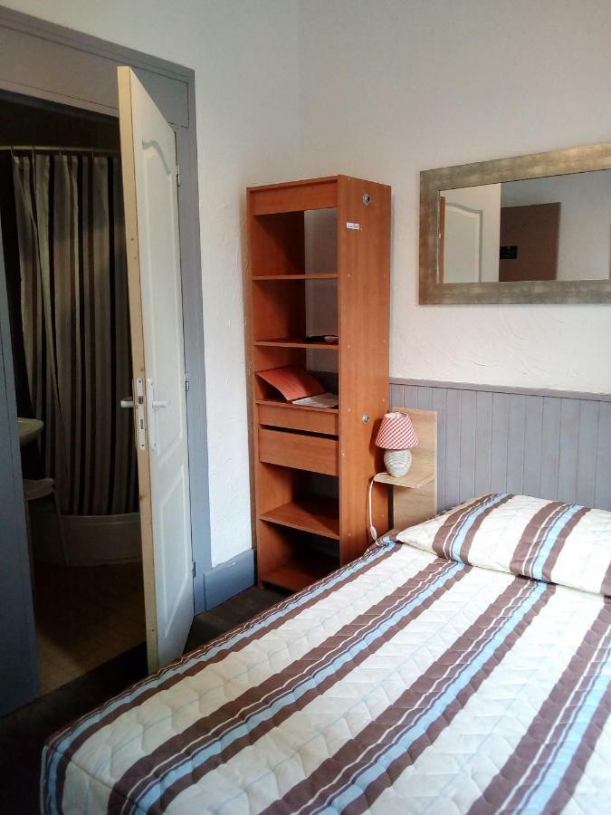 Hotel Les 4 Montagnes Villard-de-Lans Esterno foto